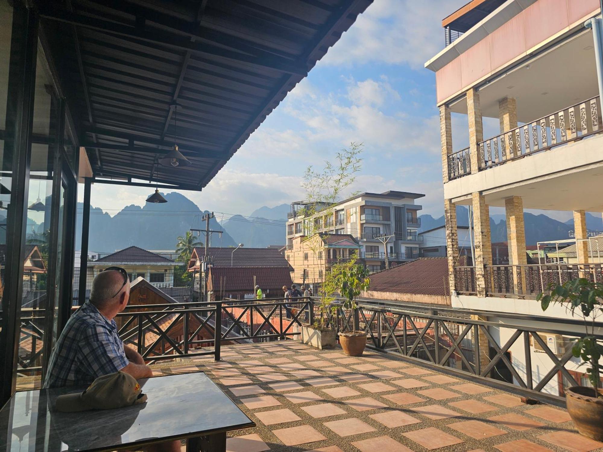 Win Hotel Vang Vieng Eksteriør bilde