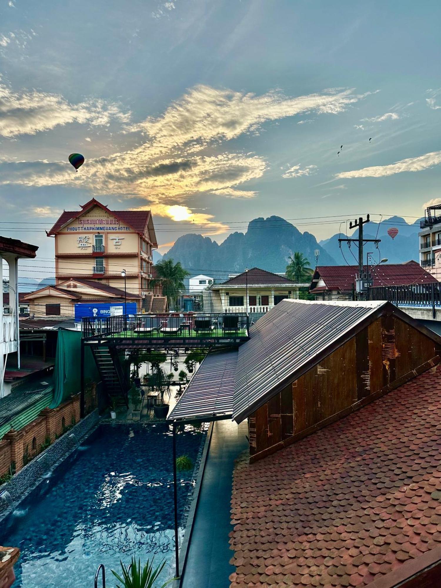 Win Hotel Vang Vieng Eksteriør bilde